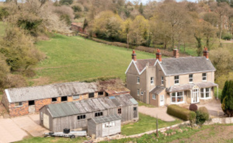 Sale of Victorian farmhouse in Staffordshire