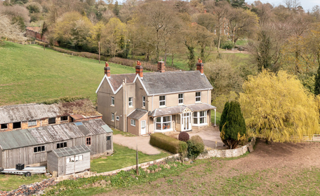 Sale of Victorian farmhouse in Staffordshire