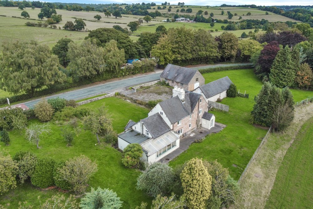 House for sale in Upper Ellastone, Ellastone, Ashbourne, Staffordshire