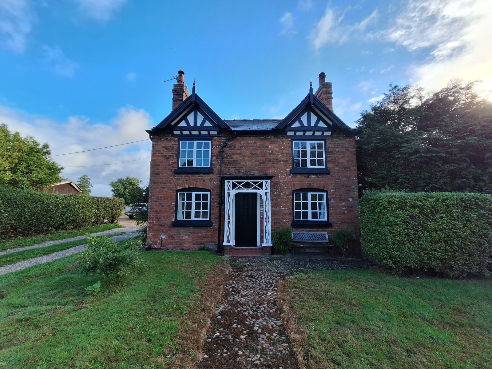 detached house to let Bostock Green